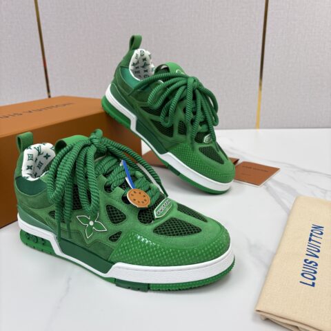 LV SKATE 复古情侣款运动鞋面包鞋