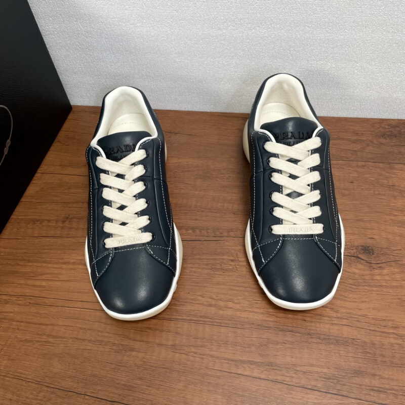 PRADA  新款男士拼接休闲运动鞋 货号：2EE429 蓝色