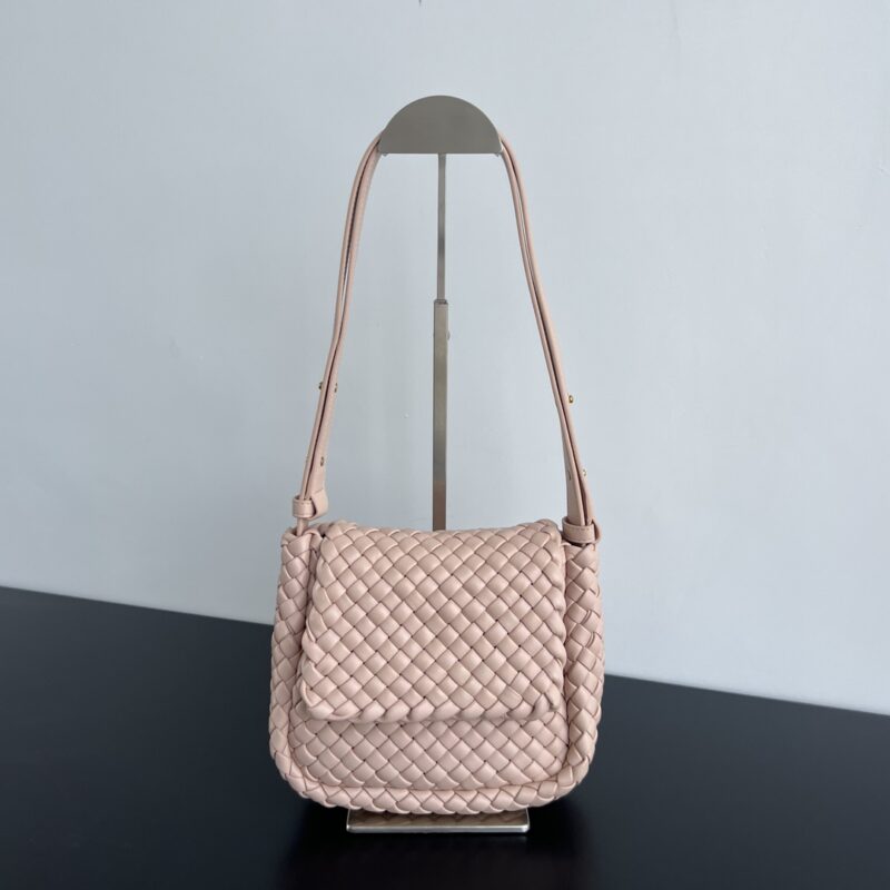 BV Mini COBBLE 肩背包 762711 莲花粉