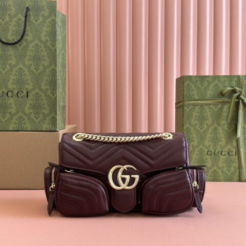 GUCCI GG Marmont系列小号多口袋包795228 AADPJ 1000