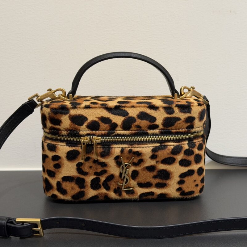 YSL 𝗚𝗔𝗕𝗬 𝗩𝗔𝗡𝗜𝗧𝗬迷你豹纹手拿包 型号：766731