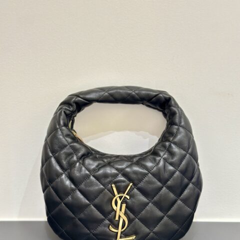 YSL 𝗜𝗖𝗔𝗥𝗘 𝗯𝗮𝗯𝘆纳帕羊皮手袋 型号：851689 黑色