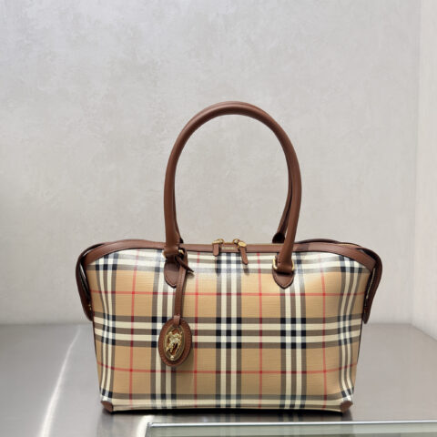 Burberry 新款格纹托特包 型号0481