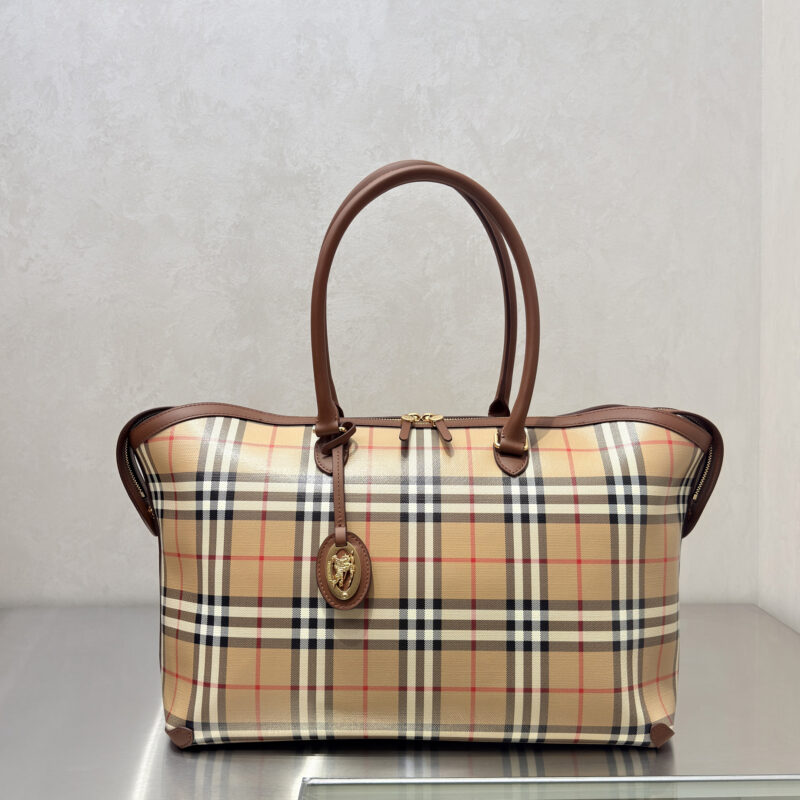 Burberry 新款格纹托特包 型号0351