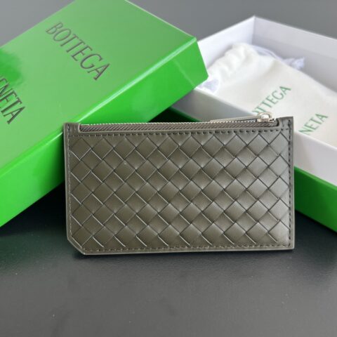 BV 拉链竖款卡包 805827卡其