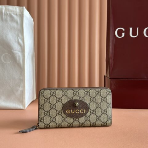 GUCCI Alessandro Michele双折皮夹 型号：476422
