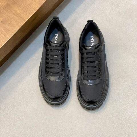 PRADA  新款男士休闲运动鞋