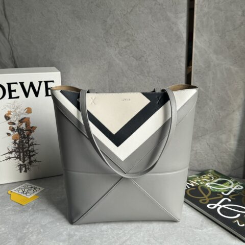 FENDI puzzle fold 系列可折叠托特包 0693