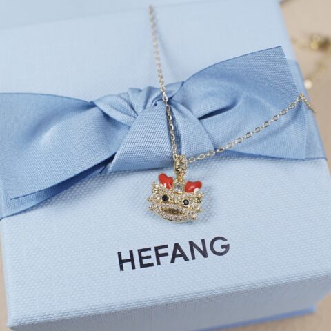 HEFANG 何方新年小福龙项链