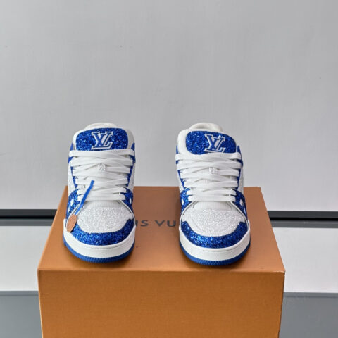 LV trainer运动鞋 情侣款