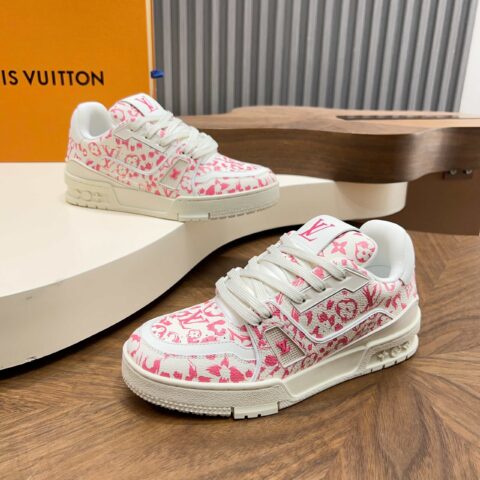 LV TRAINER系列运动鞋