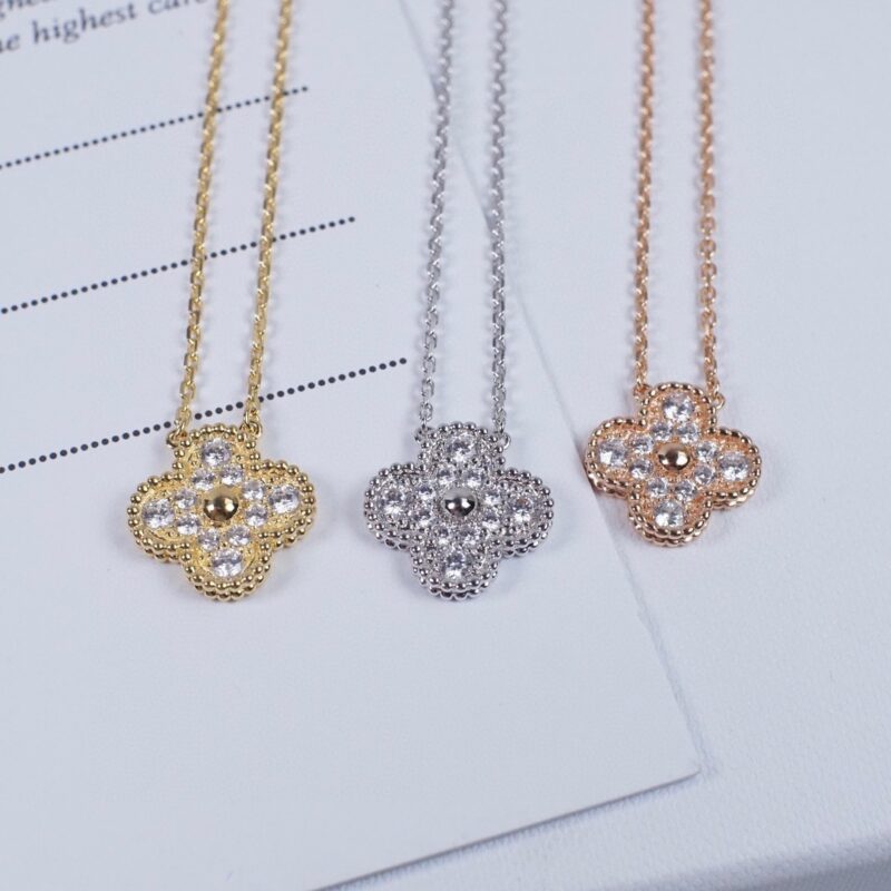 Van Cleef&Arpels Vca满钻四叶草项链