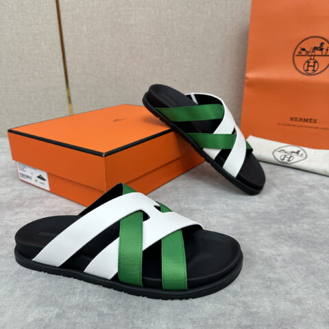 HERMES 最新经典男款 Kazimir 拖鞋