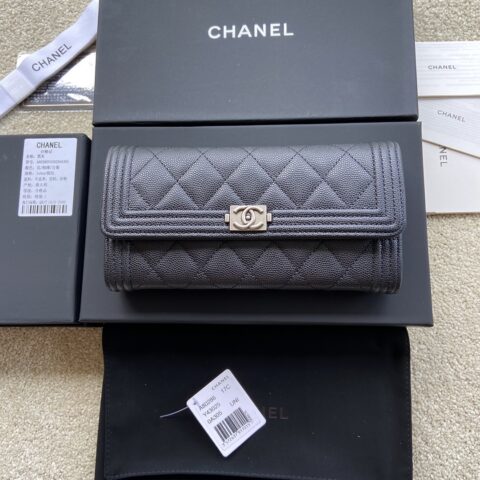 CHANEL 小香进口意大利细颗粒牛皮 货号:A80286 黑色细球纹银色唛