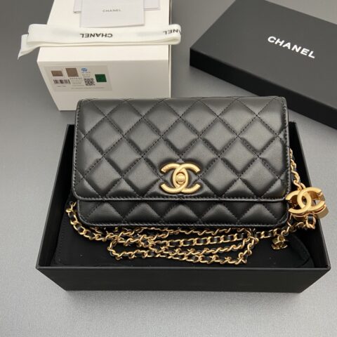 CHANEL 小香进口意大利小羊皮 货号:AP3938 黑色羊皮金色五金