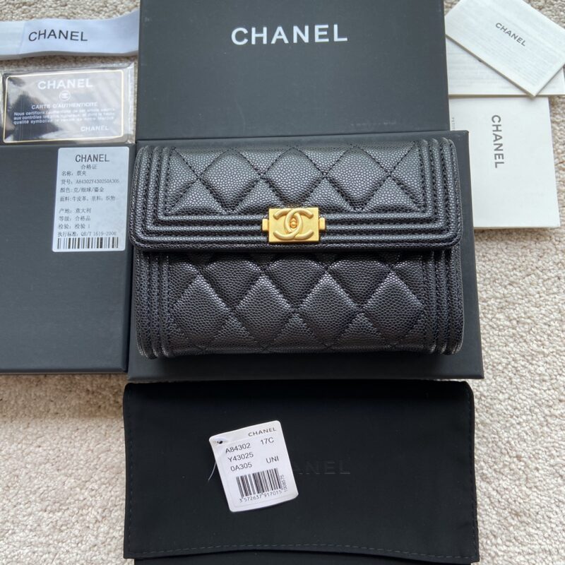 CHANEL 小香进口意大利颗粒小牛皮 货号:A84302 黑色细球纹金色唛