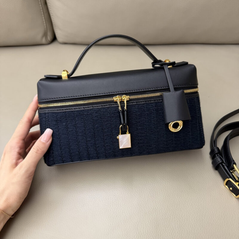 Loro Piana Extra Bag L23手袋型号：FAQ2126海军蓝丝线布/黑色/天然白色贝母锁扣
