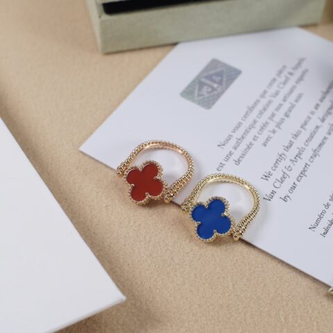Van Cleef&Arpels VCA镭射翻转戒指