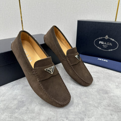 PRADA Saffiano 皮革乐福鞋