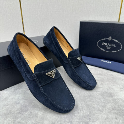 PRADA Saffiano 皮革乐福鞋