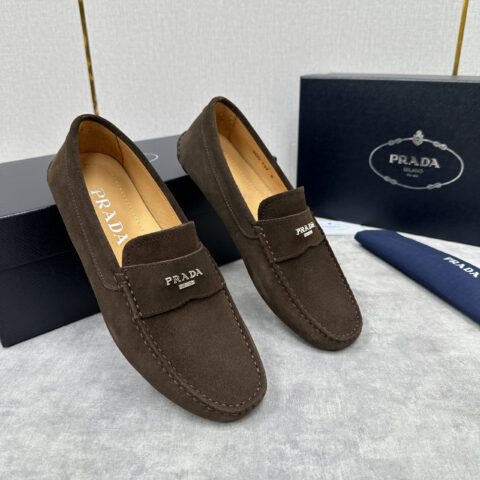 PRADA Saffiano 皮革乐福鞋