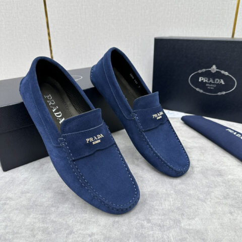 PRADA Saffiano 皮革乐福鞋