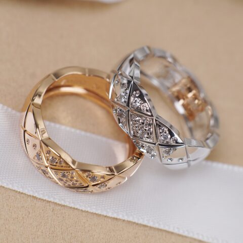 CHANEL 香奈儿菱格带钻戒指
