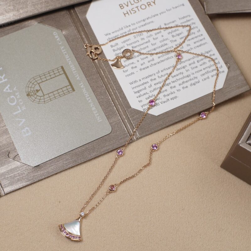BVLGARI 宝格丽七夕限量版裙子项链