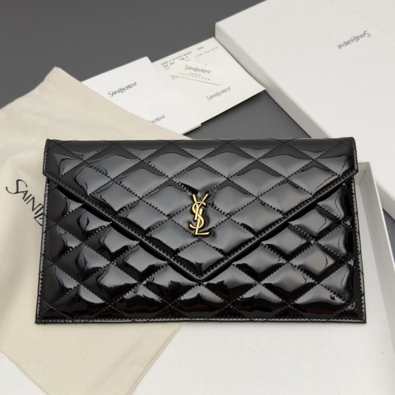 YSL 绣花漆皮菱格手拿包 编号: 565739-1   黑色漆皮/金扣
