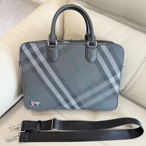 Burberry Grid 格纹公文包 型号8481