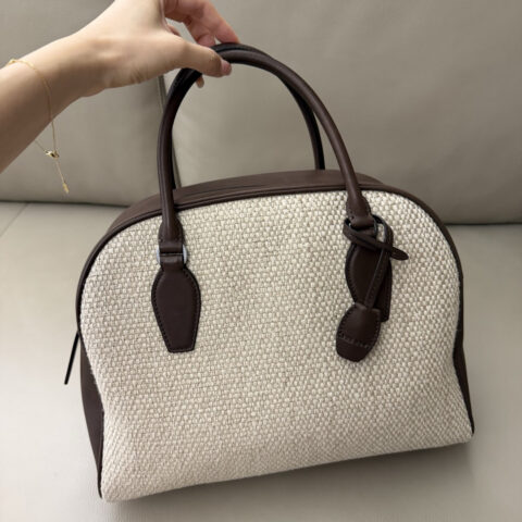 THE ROW India 12 Bag 型号：TR1222棉麻布拼摩卡棕