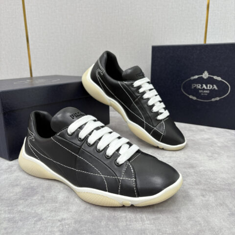 PRADA 新款男士皮革拼接休闲运动鞋