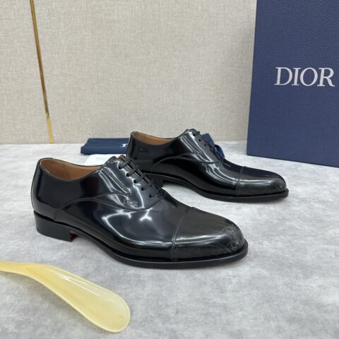 DIOR 最新款德比鞋男士正装皮鞋