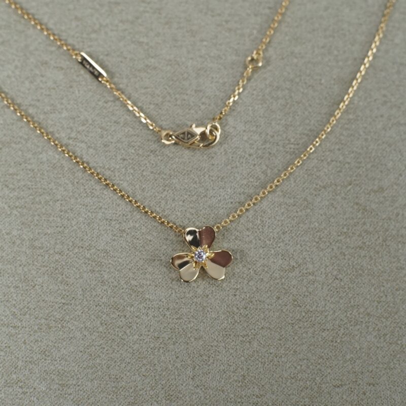Van Cleef&Arpels Vca三叶草项链