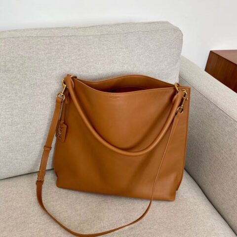 YSL 𝑻𝑨𝑮 𝑯𝑶𝑩𝑶 𝑩𝑨𝑮水桶包购物袋 型号：635266