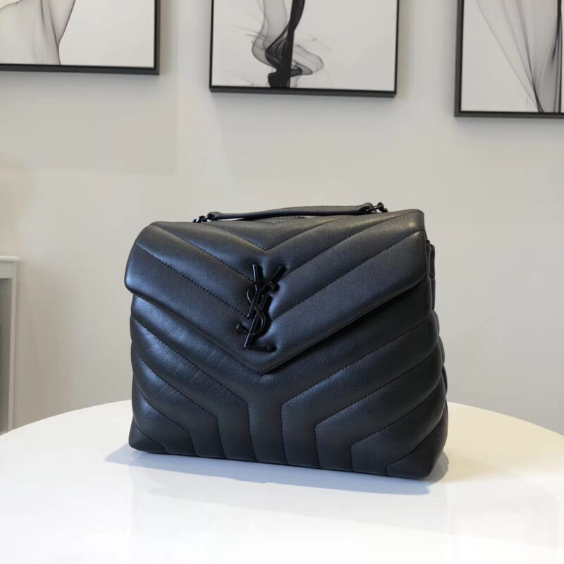 YSL 𝙇𝙤𝙪𝙇𝙤𝙪 𝙔形挎包 𝟮𝟰𝙘𝙢298815 黑色黑扣