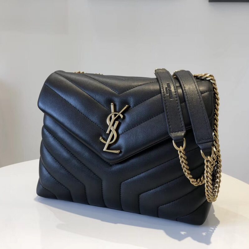 YSL 𝙇𝙤𝙪𝙇𝙤𝙪 𝙔形挎包 𝟮𝟰𝙘𝙢 298815 黑色金扣