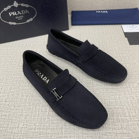 PRADA Saffiano 皮革乐福鞋