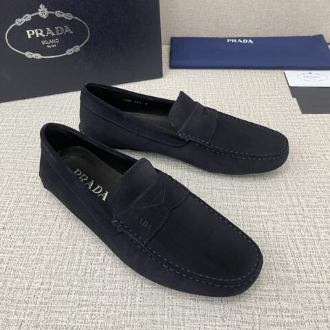 PRADA Saffiano 皮革乐福鞋