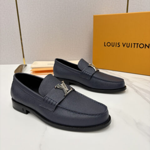 LV 新品乐福鞋