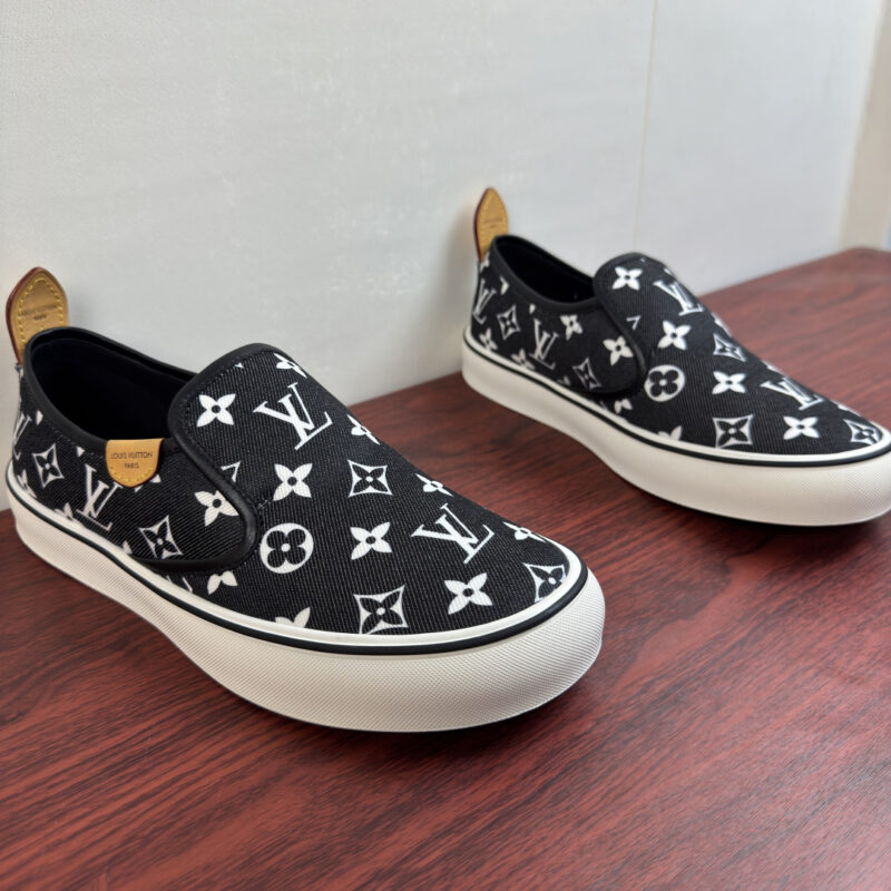 LV LAGOON帆布便鞋 货号:0318套脚 黑色