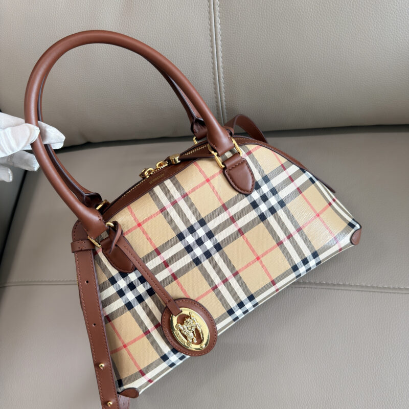 Burberry 新款Primrose 包 型号0651