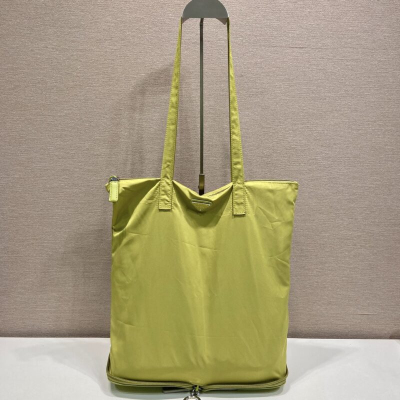 PRADA 新品收纳包🎉1TT330托特包