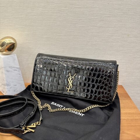 YSL 𝑲𝒂𝒕𝒆 鳄鱼纹手袋 型号：604276金扣