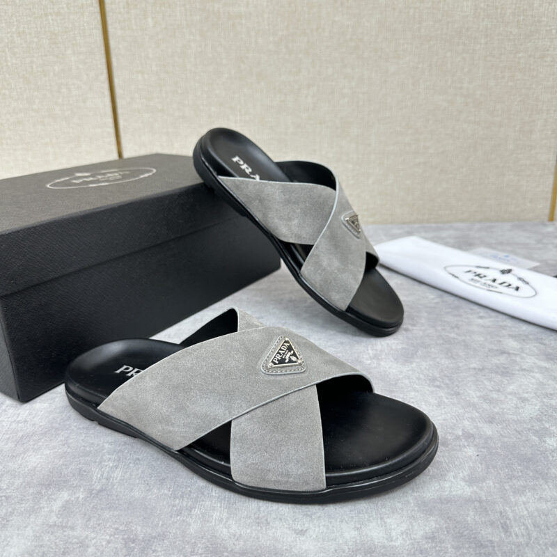 PRADA 新款男士柔软羊皮拖鞋