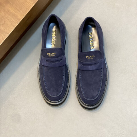 PRADA 新款男士休闲皮鞋
