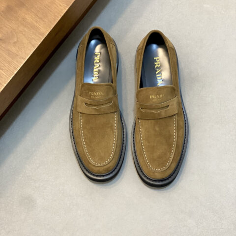 PRADA 新款男士休闲皮鞋