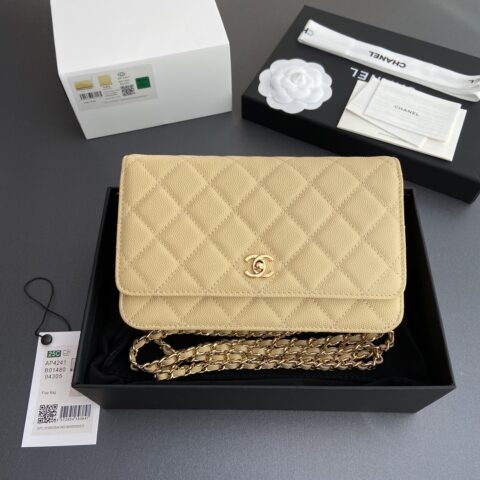 CHANEL 小香进口意大利魚仔醬小牛皮 货号:AP4241杏色細球紋金色鋼唛