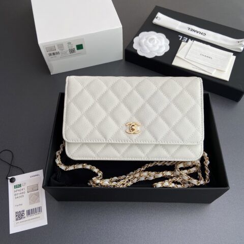 CHANEL 小香进口意大利魚仔醬小牛皮 货号:AP4241白色細球紋金色鋼唛
