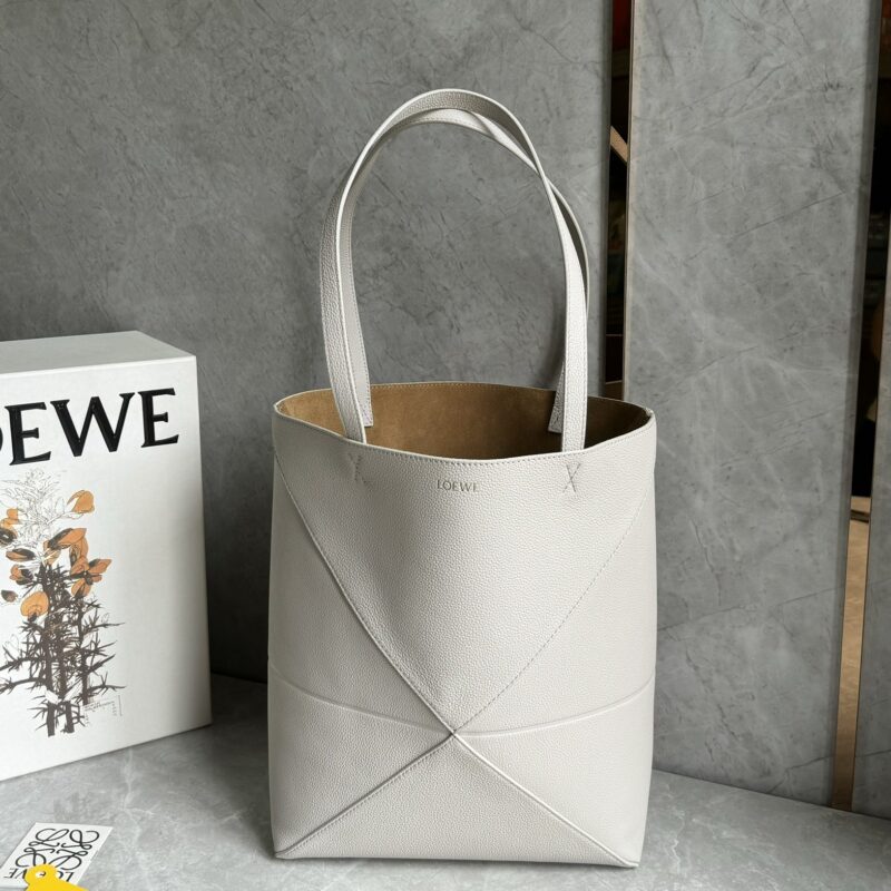 LOEWE puzzle fold 系列可折叠托特包 0693轻灵灰